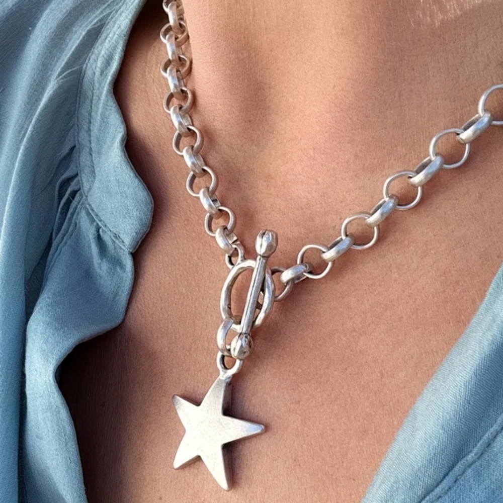 New Chunky Star OT Clasp Necklace 16in